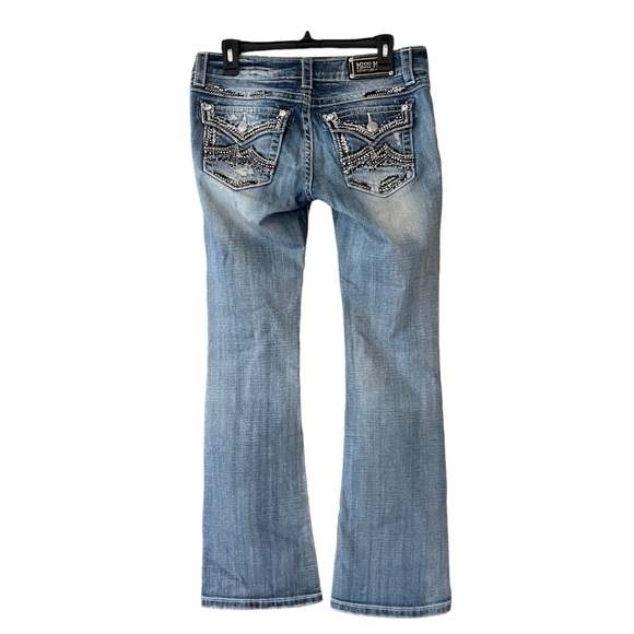 Miss Me Distressed Ripped Boot Cut Jeans Size 28 - Picture 5 of 9
